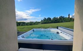 Gite De Charme Spa Privatif L'Oustau Di Tonin