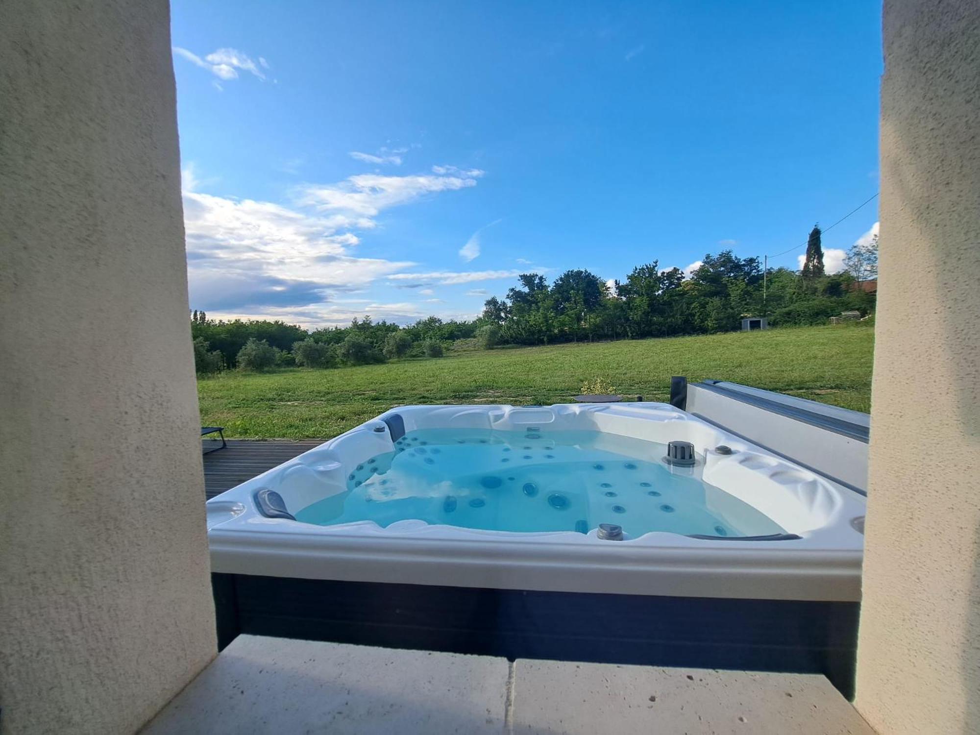 Gite De Charme Spa Privatif L'Oustau Di Tonin Malaucène Extérieur photo